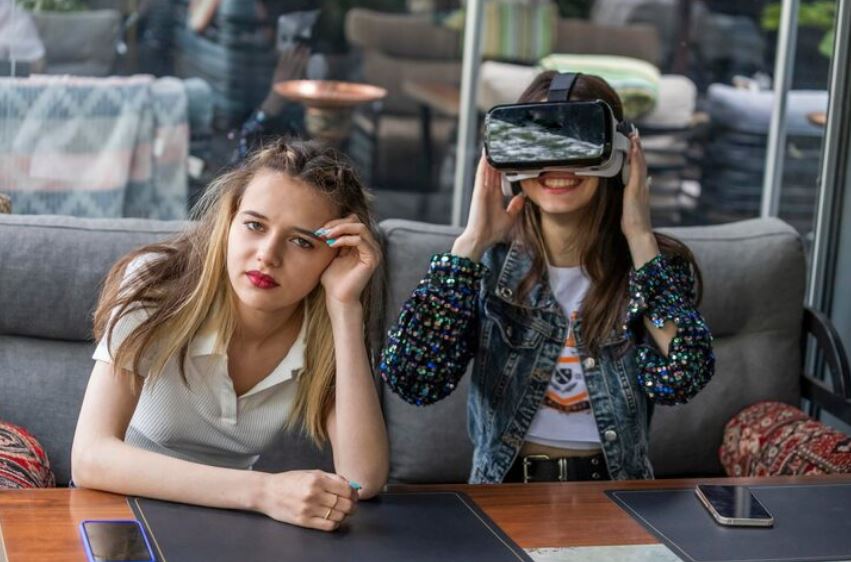 What the Metaverse Did to Our Sense of Style, From Reality to Rendered Chic